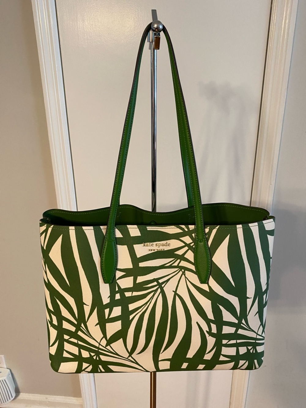 Kate Spade Large Tote - Picture 2 of 8